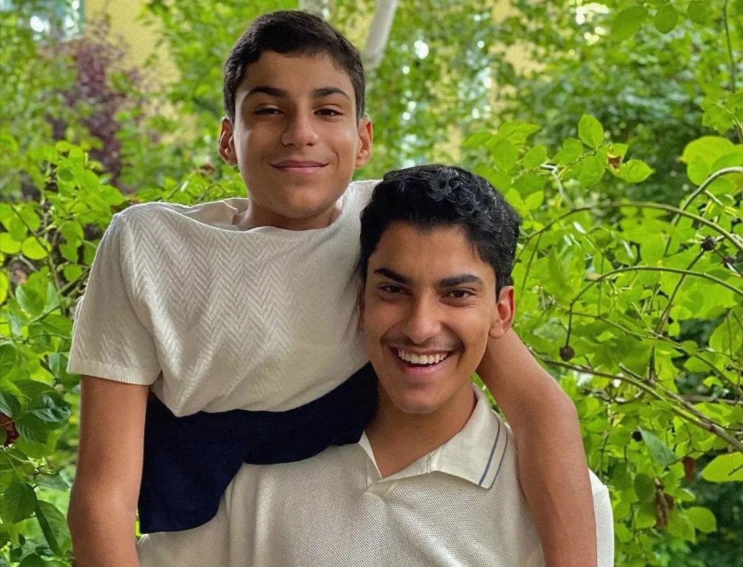 足球世界杯开幕式上的残疾人,世界杯开幕式嘉宾半身残疾