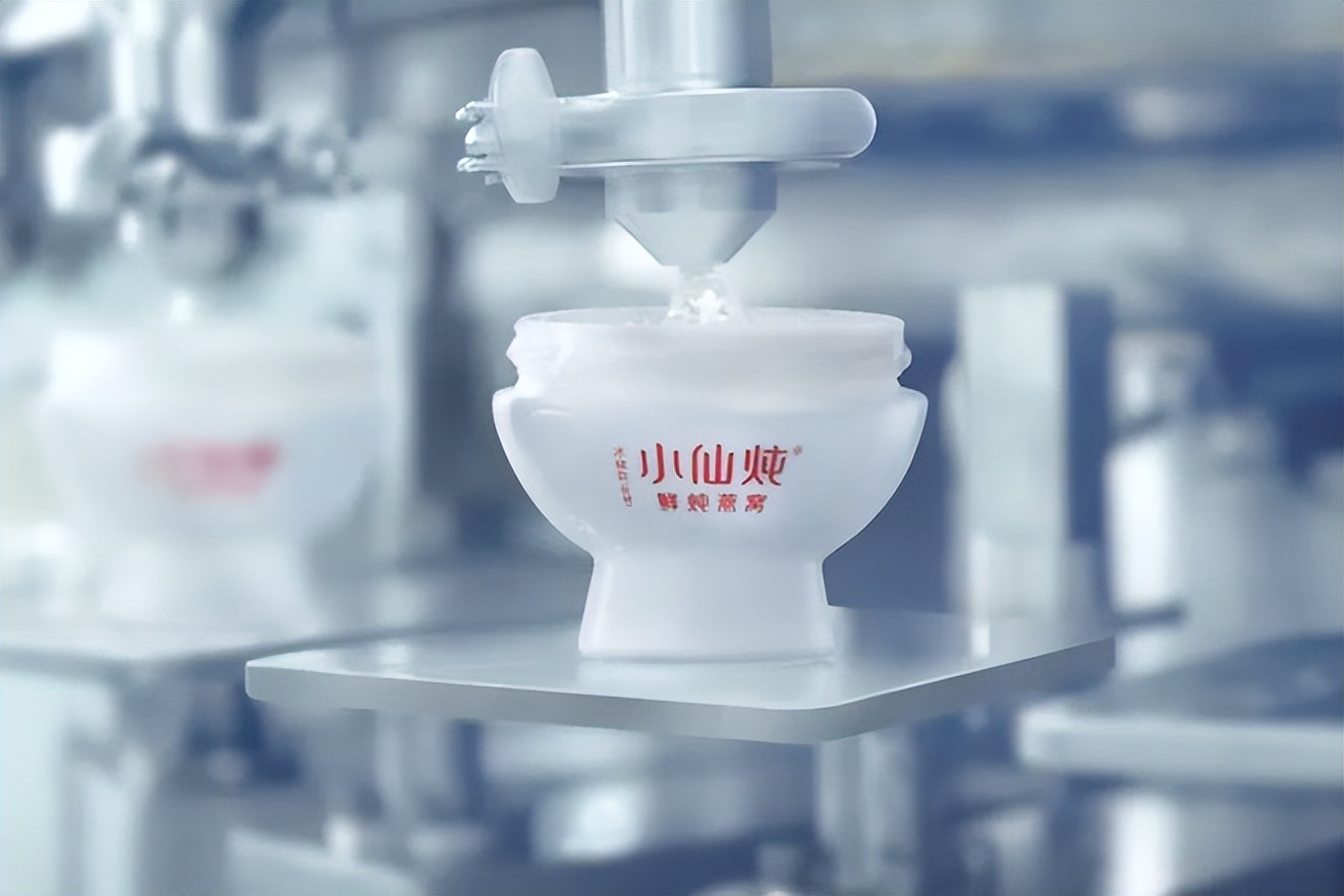 中式滋补闯关购物中心，小仙炖如何树渠道样板？