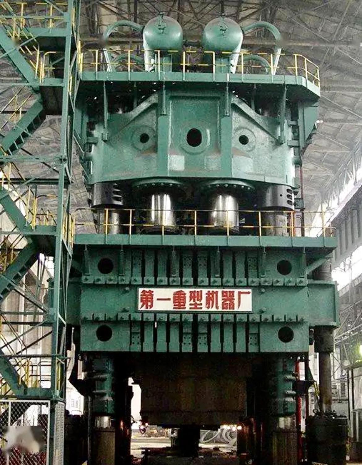 中国目前有几台万吨水压机,大国工匠水压机