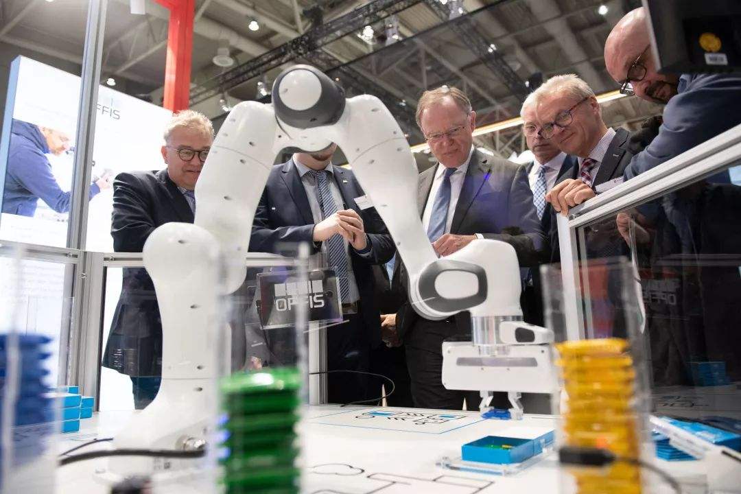 俄乌战争将改变世界格局，对德国影响很大，印度的机会来了