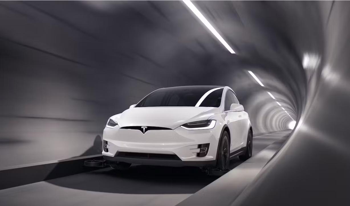 马斯克特斯拉创业史,特斯拉马斯克与兄弟创业故事