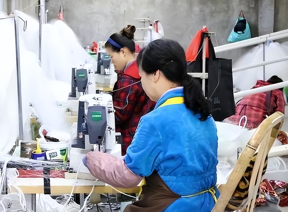 90后男内衣,90后小伙把内衣卖到全球