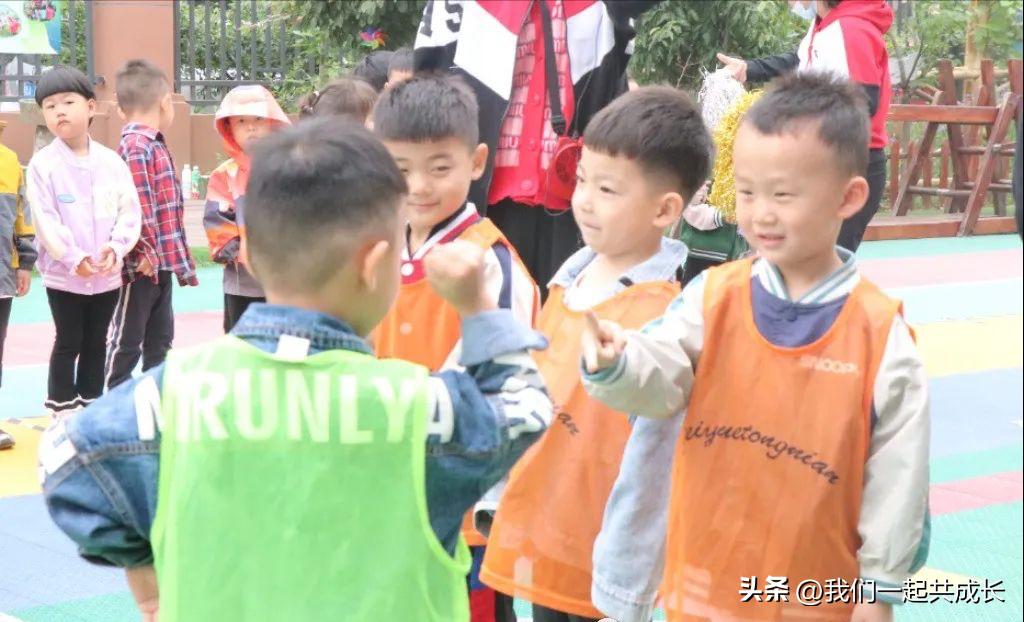 幼儿园足球联赛欢乐开赛,萌娃总动员幼儿园