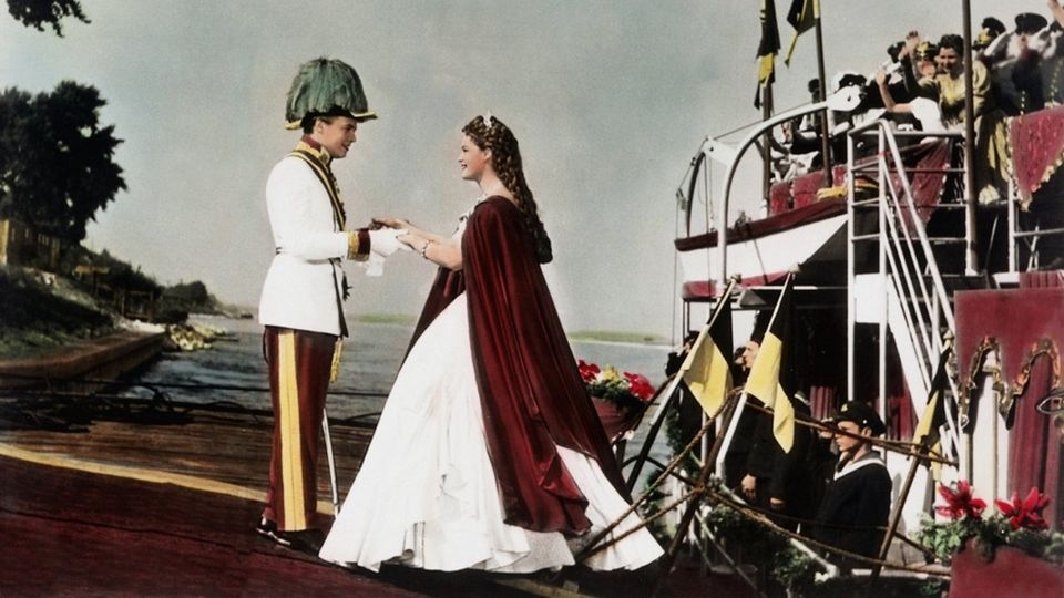 茜茜公主真的美吗,茜茜公主绝美造型