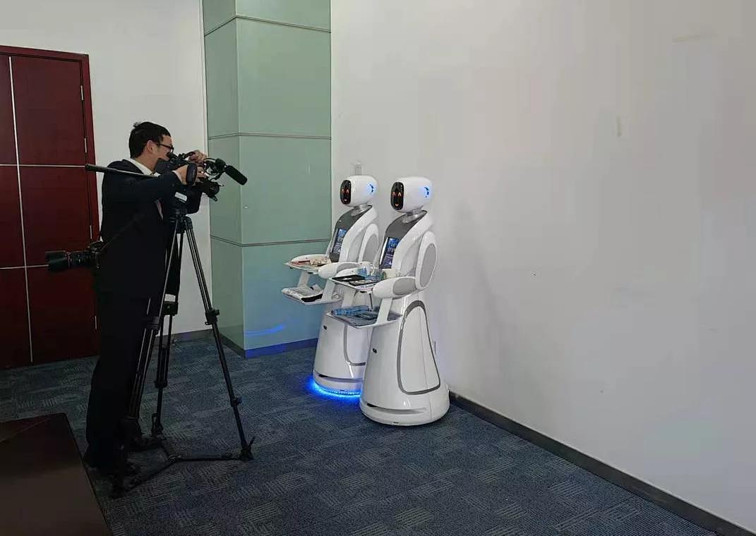 Amy送餐助力“上电所”文创产品发布