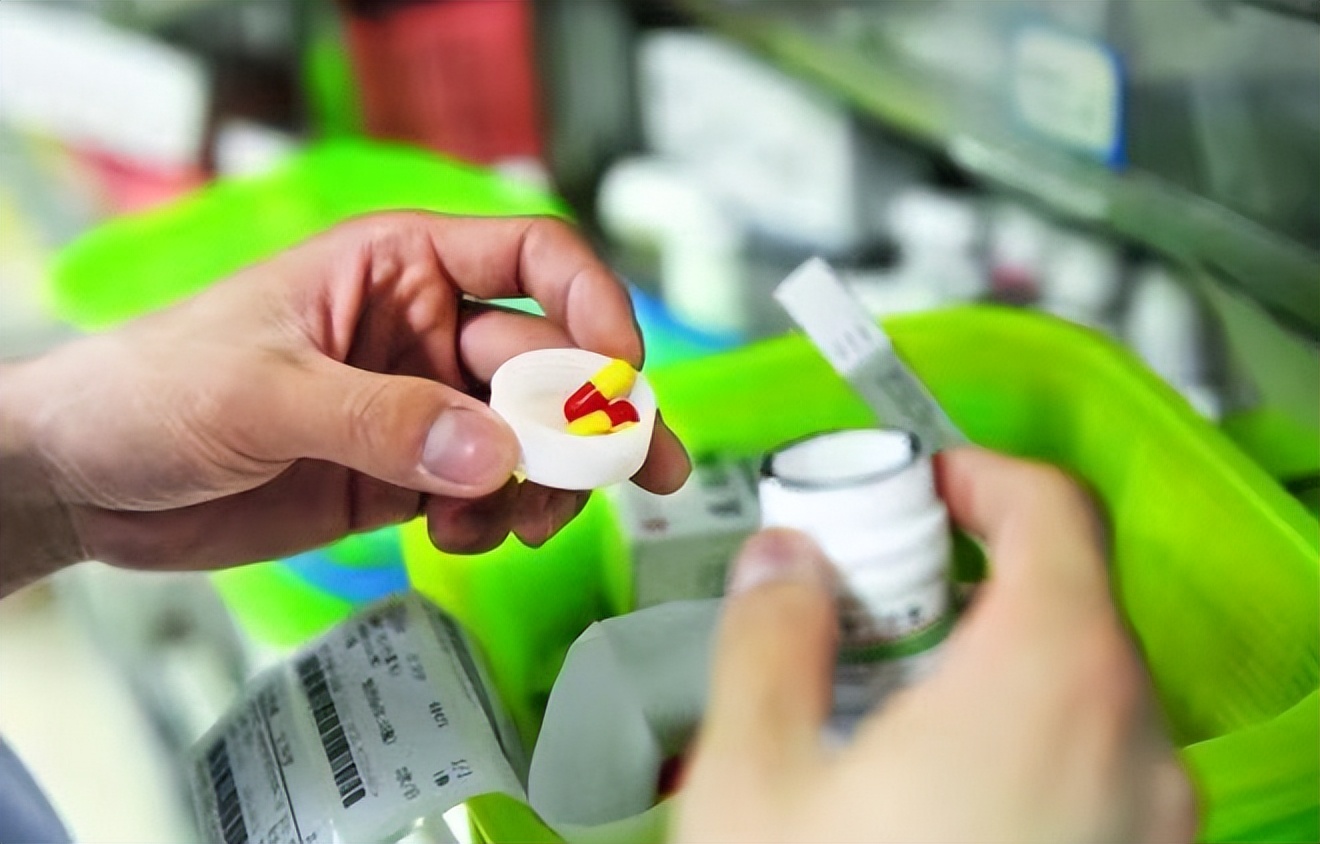 20天10万，吃住全包！50万医药“小白鼠”背后，是一群玩命的人