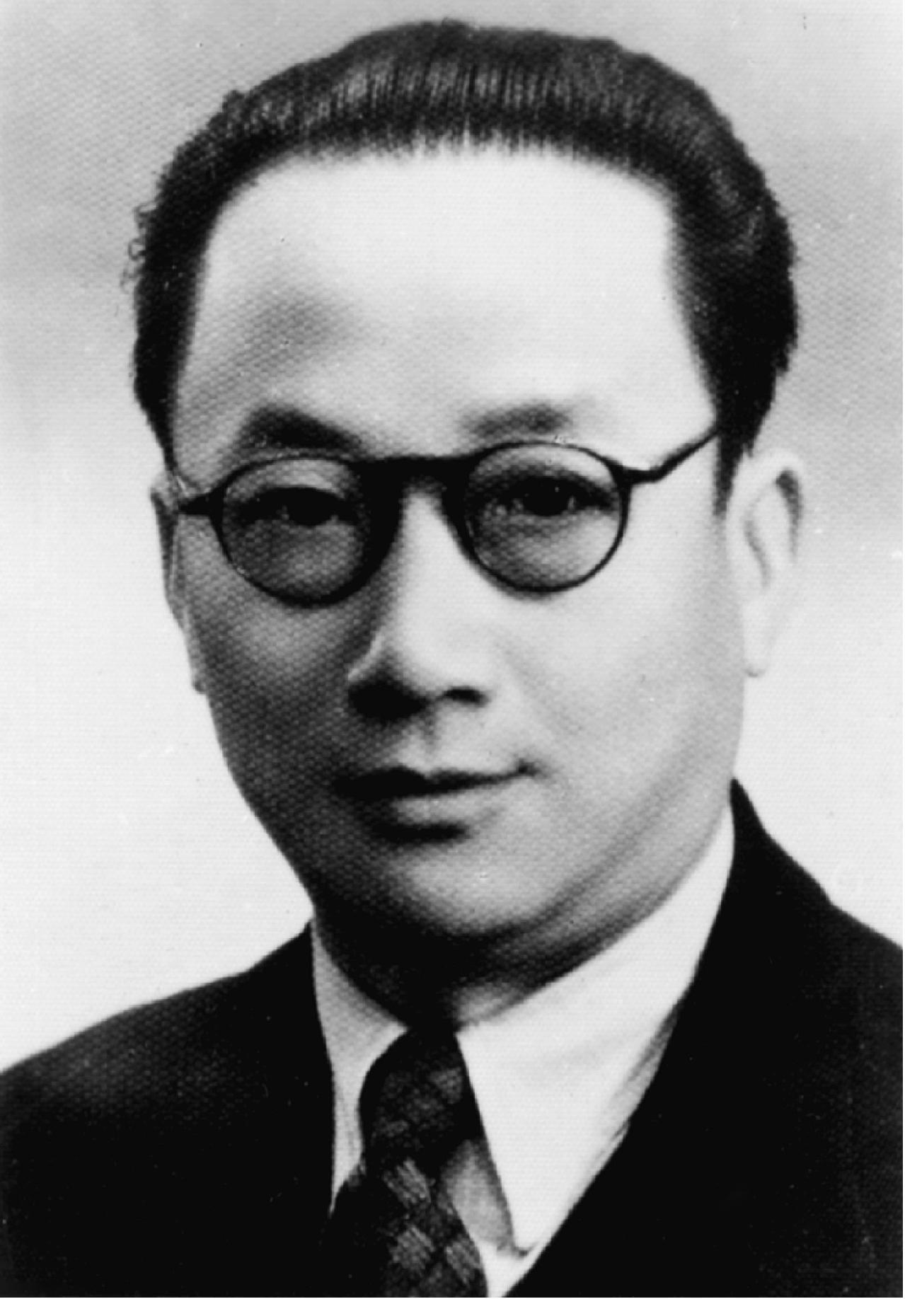 涓浗棣栧眾鐓ф槑琛屼笟鍗佸ぇ鏉板嚭浜虹墿,鐓ф槑鍗佸ぇ鏉板嚭浜虹墿