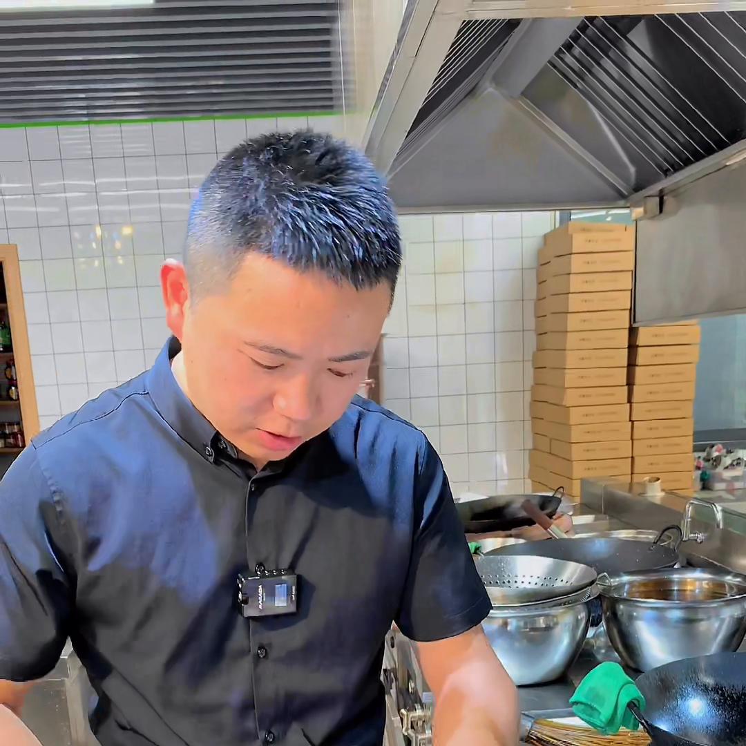 麻辣海鲜锅做法大全,麻辣海鲜大杂烩一锅炖的做法