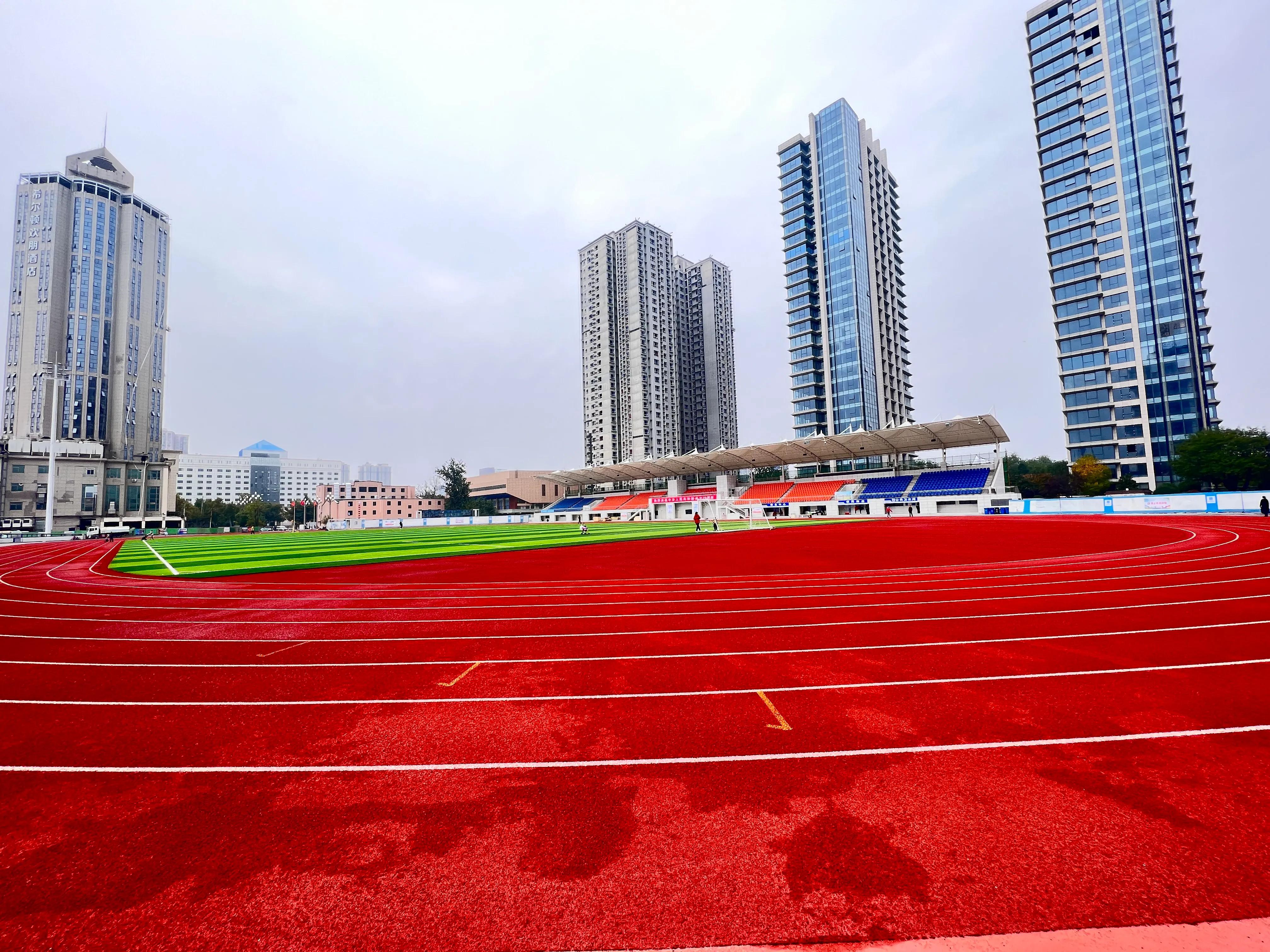 咸阳近期将开业的广场,咸阳体育场对外开放