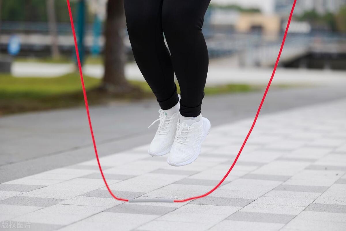 在家运动健身视频中老年,在家运动健身视频减肥