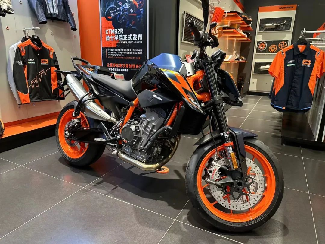 5万左右的摩托车复古运动街车,最新款最值得推荐的摩托车街车