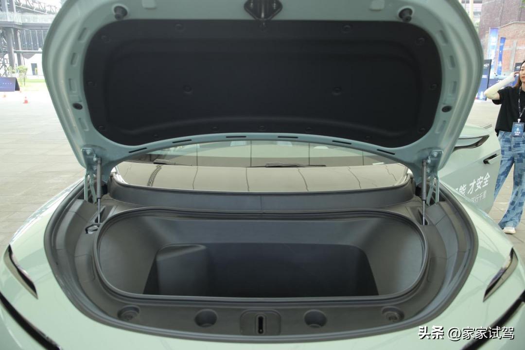 阿维塔11鸿蒙版车门开启位置,阿维塔智驾体验营开启