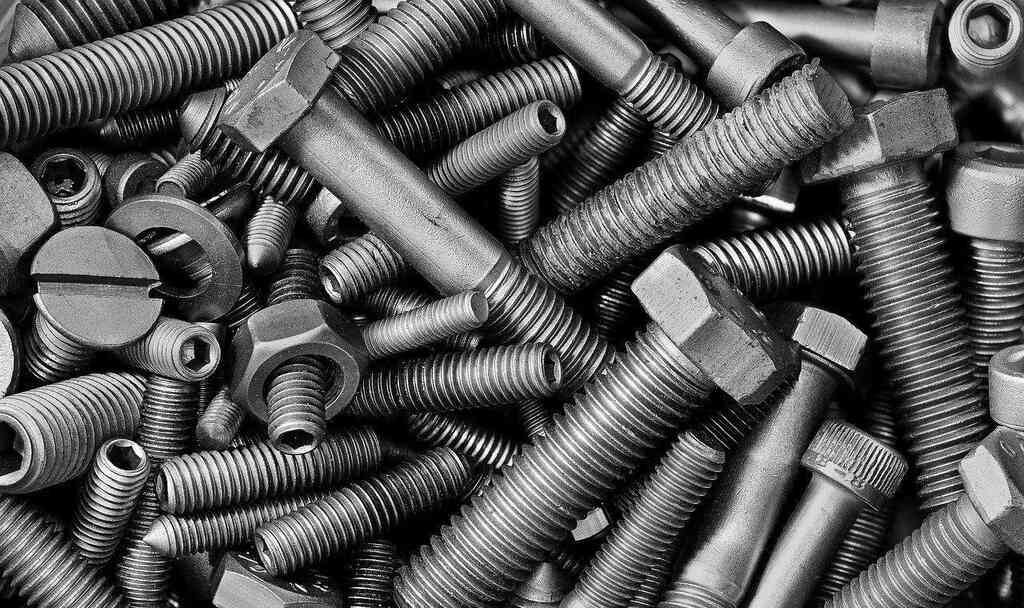 每天什么都不想做只想躺着怎么办,每天躺着刷手机什么都不想干