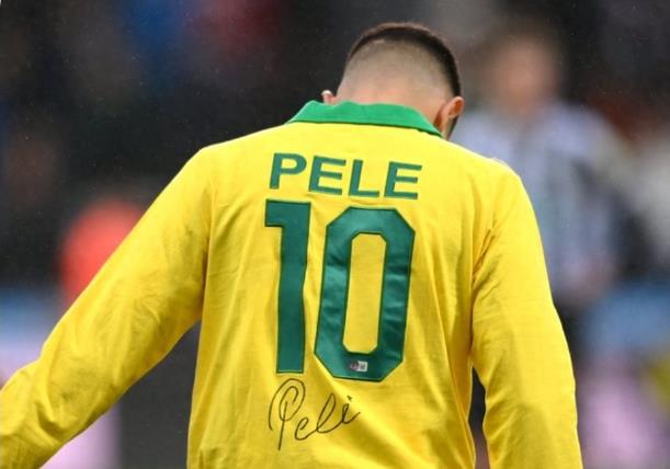 巴西1-7惨败巴西首发阵容,巴西17场不败纪录被终结世界杯