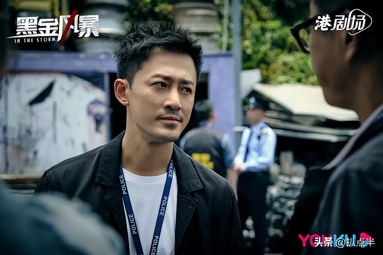 《东八区》下架,7部“叔圈”油腻史诗级巨制,你躲过了几部?