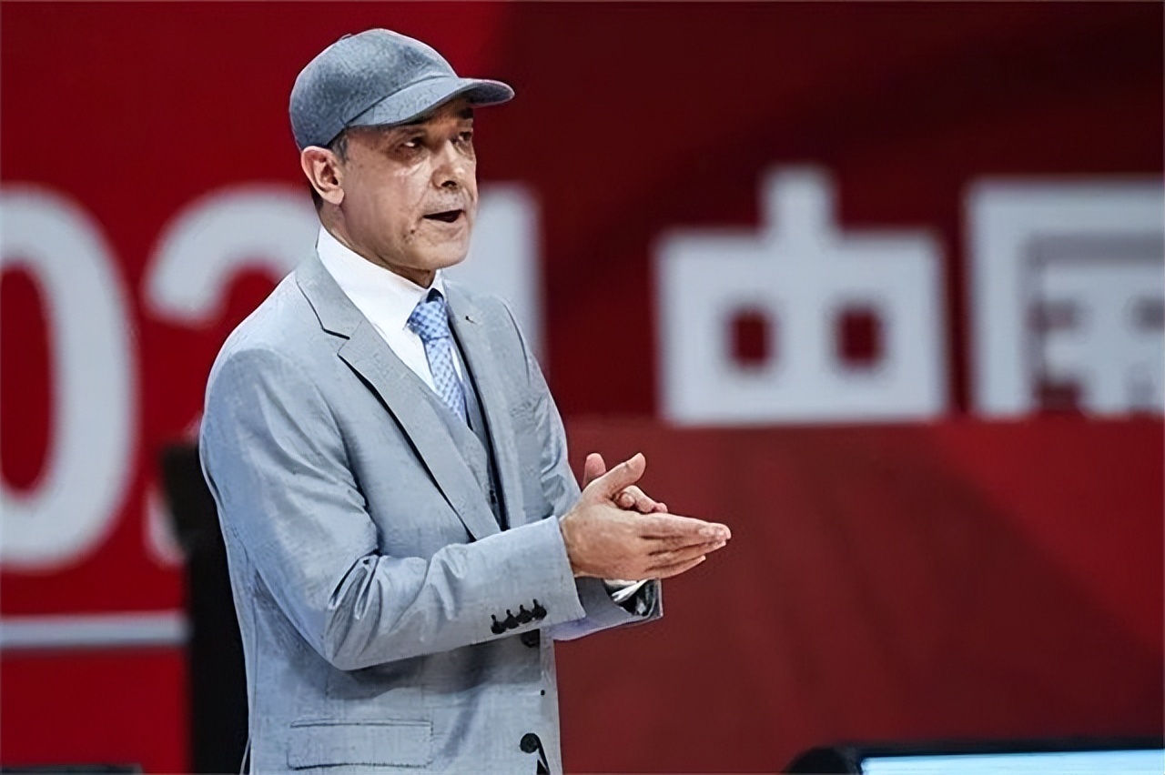 新疆男篮主教练阿的江换成谁,新疆主帅阿的江儿子