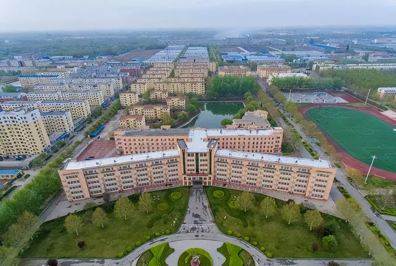 涓轰粈涔堟渤鍖楃殑鏁欒偛鍙戣揪,涓轰粈涔堜腑瀛︾敓涓嶈兘浜彈浼樻儬