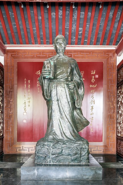 100句经典名人名言小学,名人名言经典100句文案