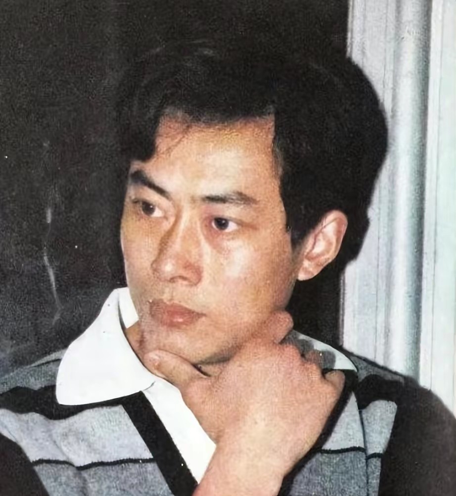 王诗槐离异后独自照顾智障儿子,老戏骨王诗槐离婚后照顾智障儿子