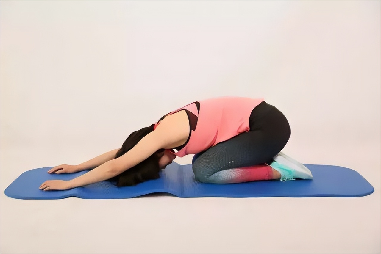 屁股太翘是什么病,屁股翘的病