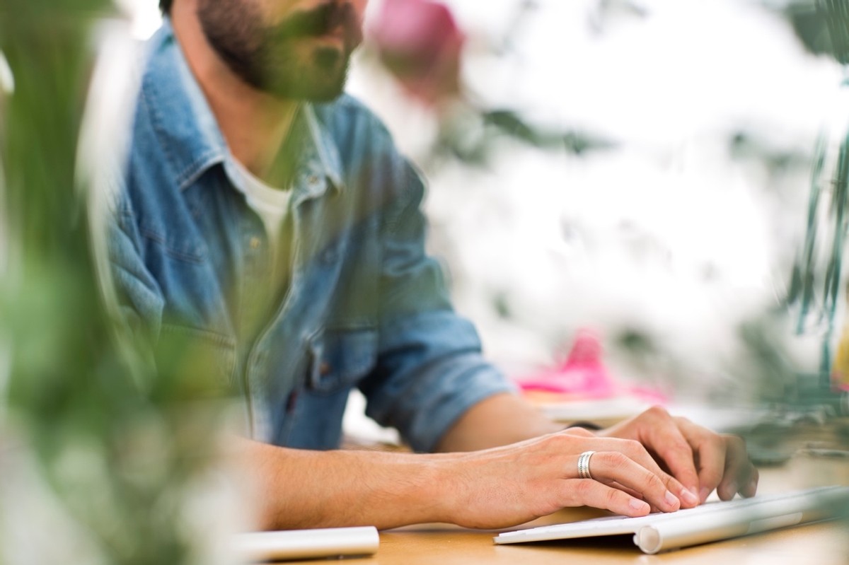 英文新闻报道的技巧,英语新闻稿写作万能模板