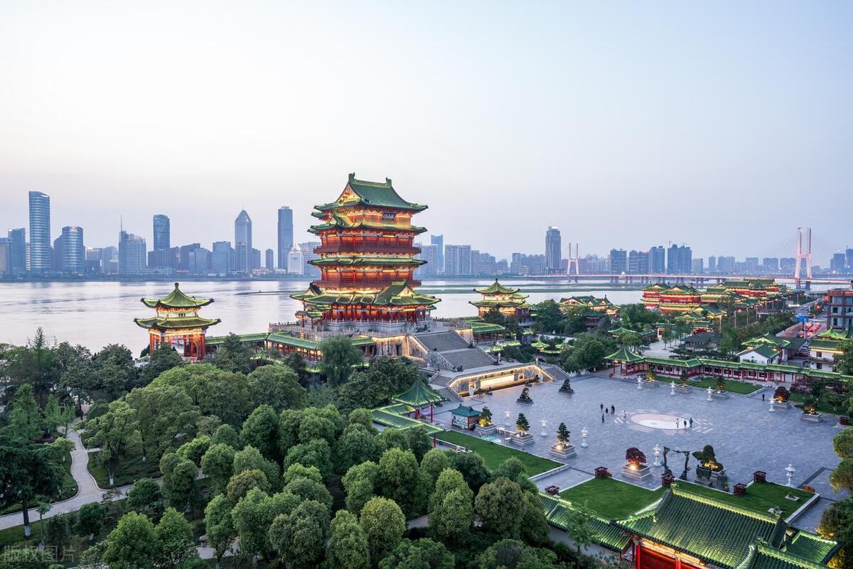 南昌最值得去的五个景点推荐,第一次去南昌最值得去的7个景区