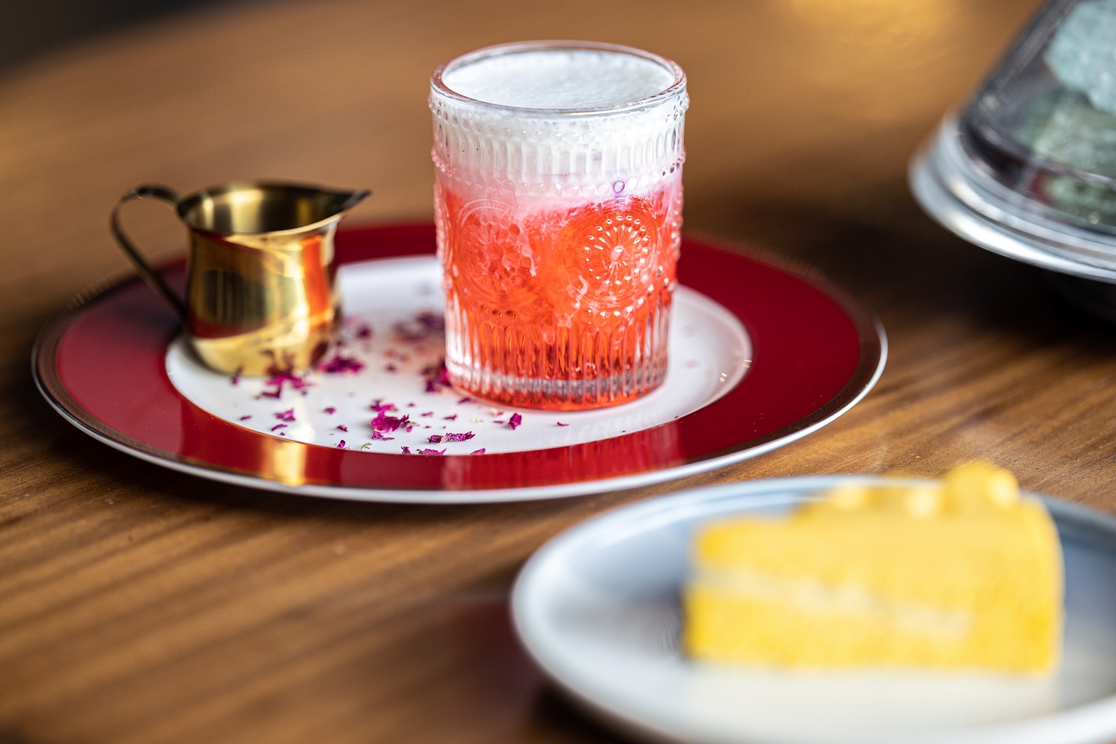 佳能rf135mmf1.4,佳能rf35mmf1.8人像