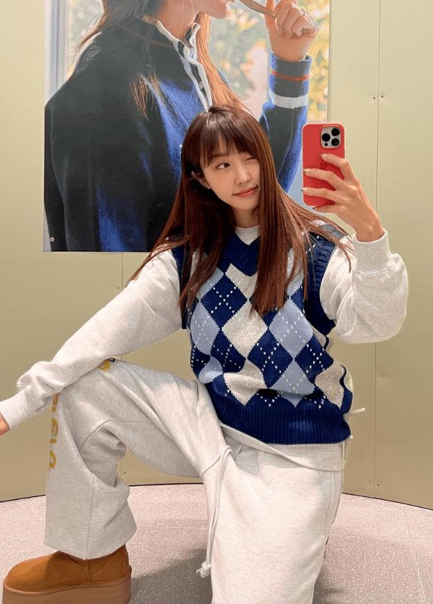 冬天穿啥鞋百搭又好看啊,冬天穿什么鞋百搭还保暖好穿