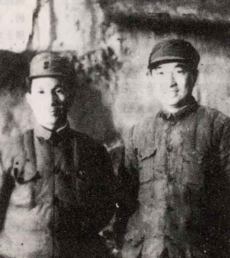 陈赓曾比粟裕官高3级，后见面却成下级，一句掏心窝话令诸将佩服