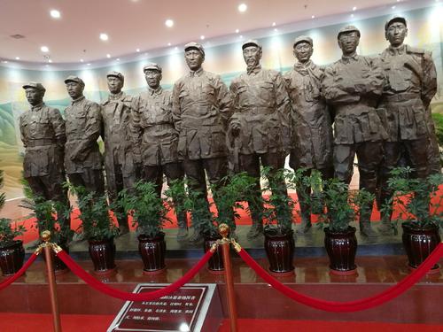 55年授衔的十大元帅中，为何只有4人被称为“老总”，分别是谁？