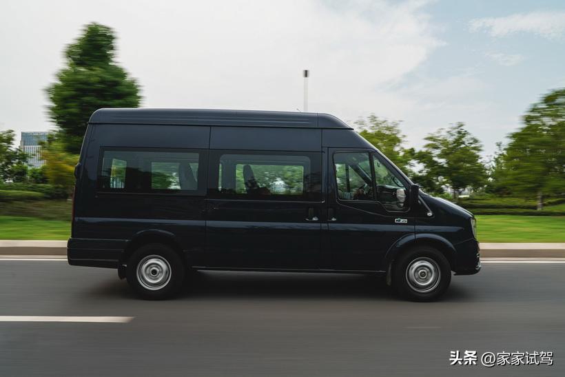 动力强操控好制动好的平民车,动力强刹车好的电动车