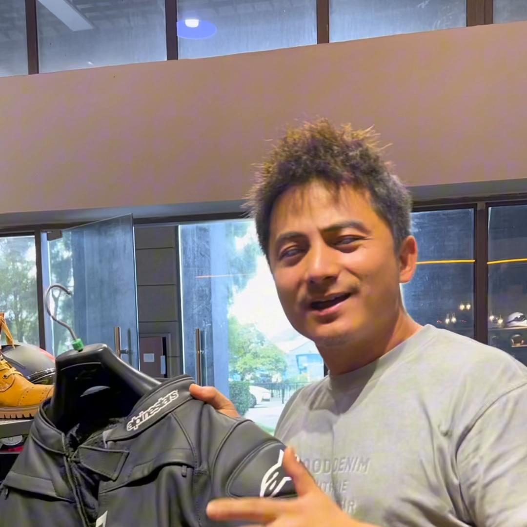 一个月的时间没开播,今天给大家带来了很多福利,大家千万...