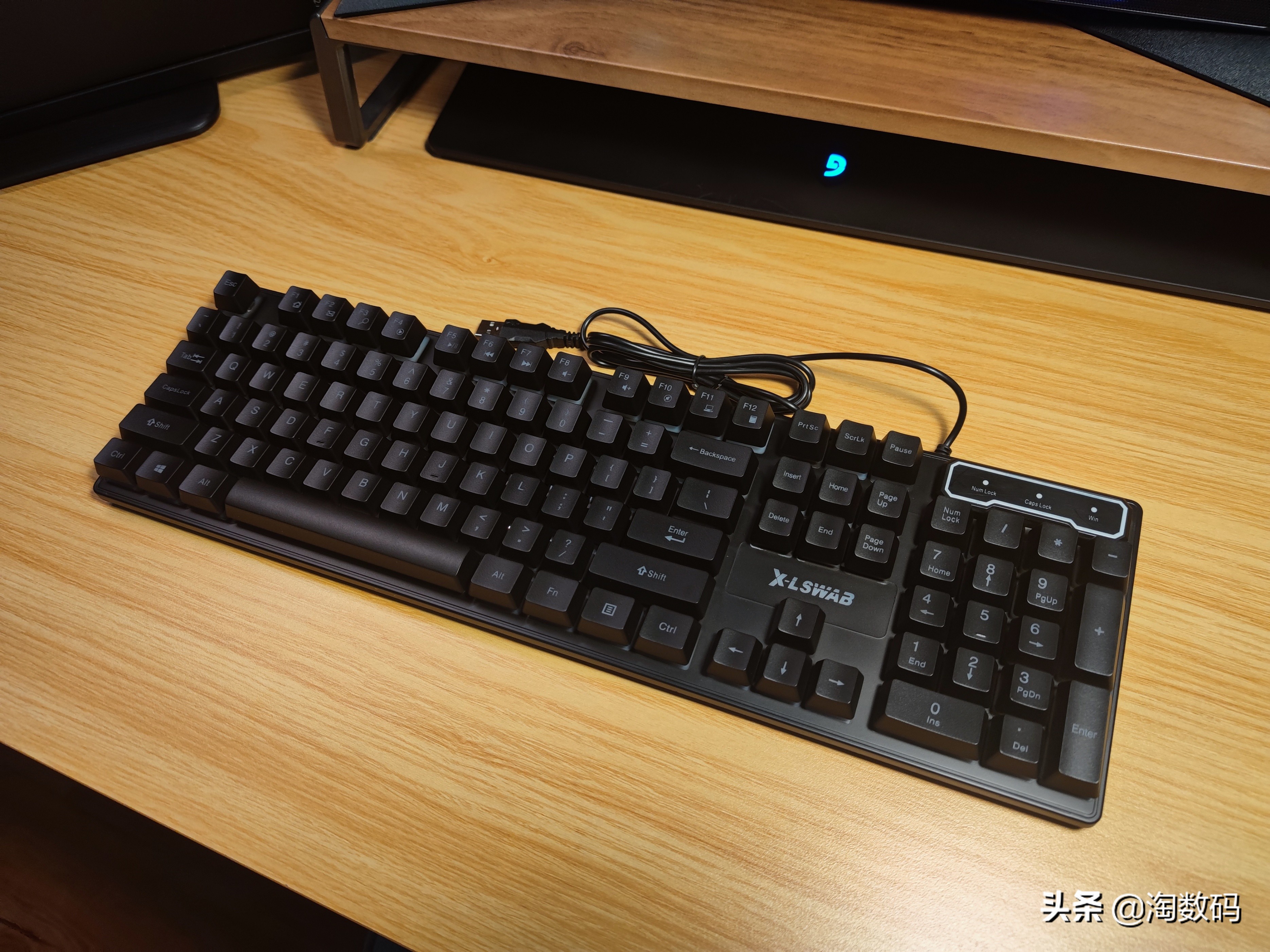 红轴游戏键盘推荐100以下,红轴游戏全键键盘推荐100元以内