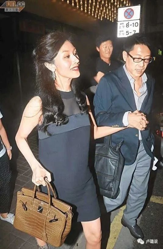 百亿富豪李嘉欣,香港富豪评价李嘉欣