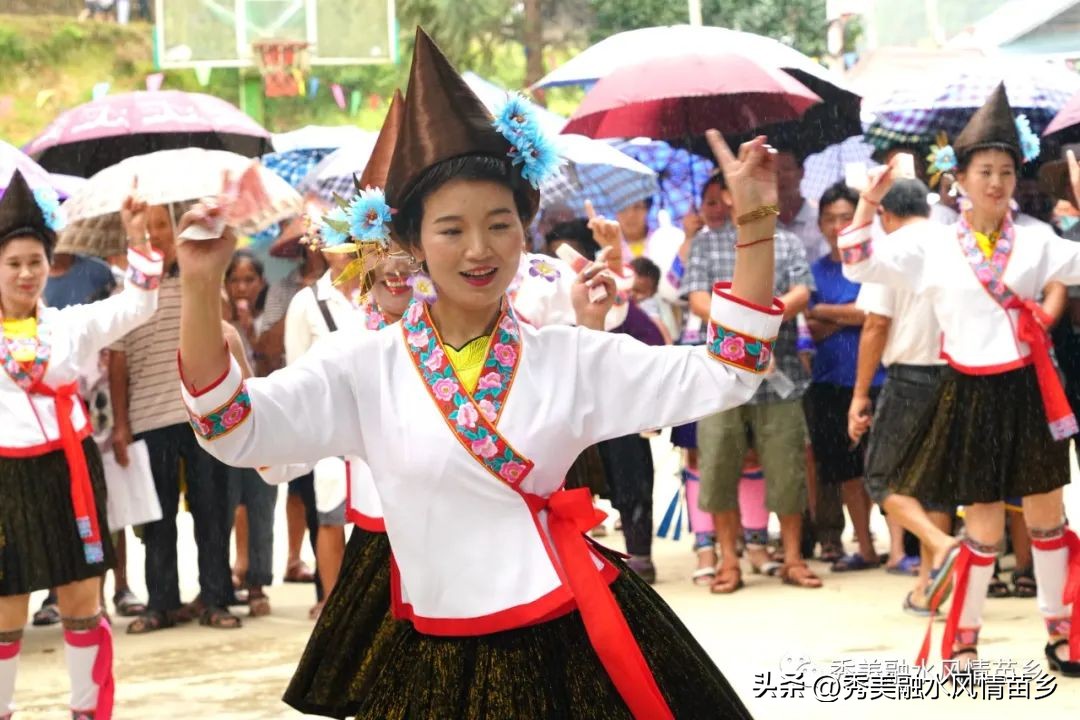 广西苗寨的闹鱼节,融安苗族闹鱼寨
