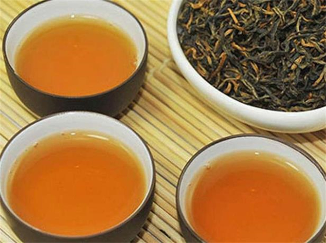 金骏眉茶是黑的还是白的,金骏眉是黑芽贵还是黄芽