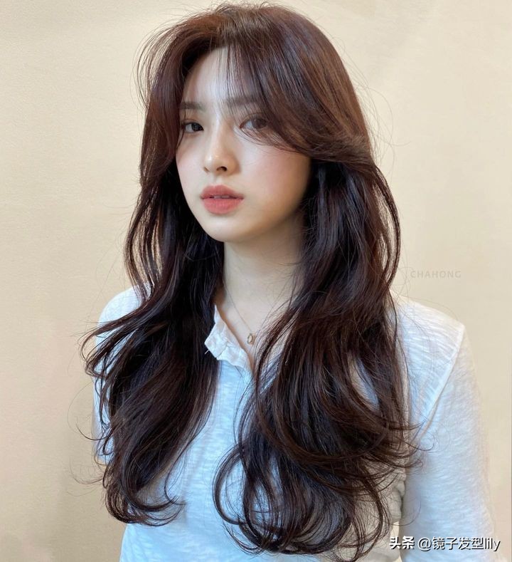 最流行最漂亮的时尚女士发型,2022最流行气质发型女