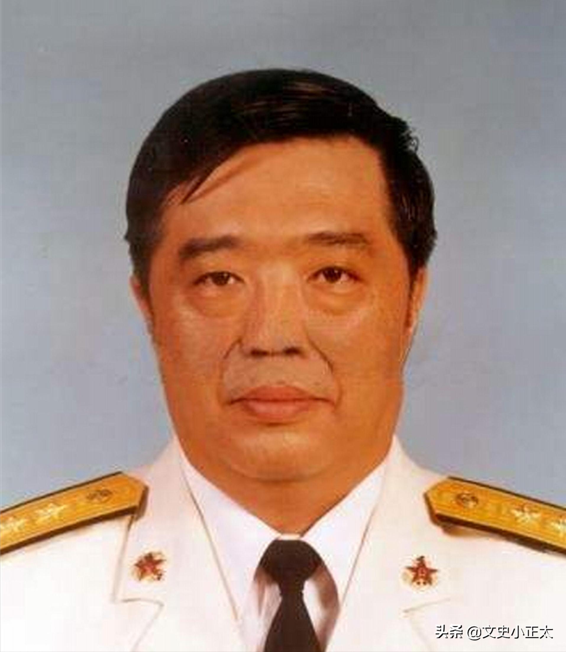 贺龙独子贺鹏飞力排众议，坚持买下瓦良格号：这是中国唯一的机会