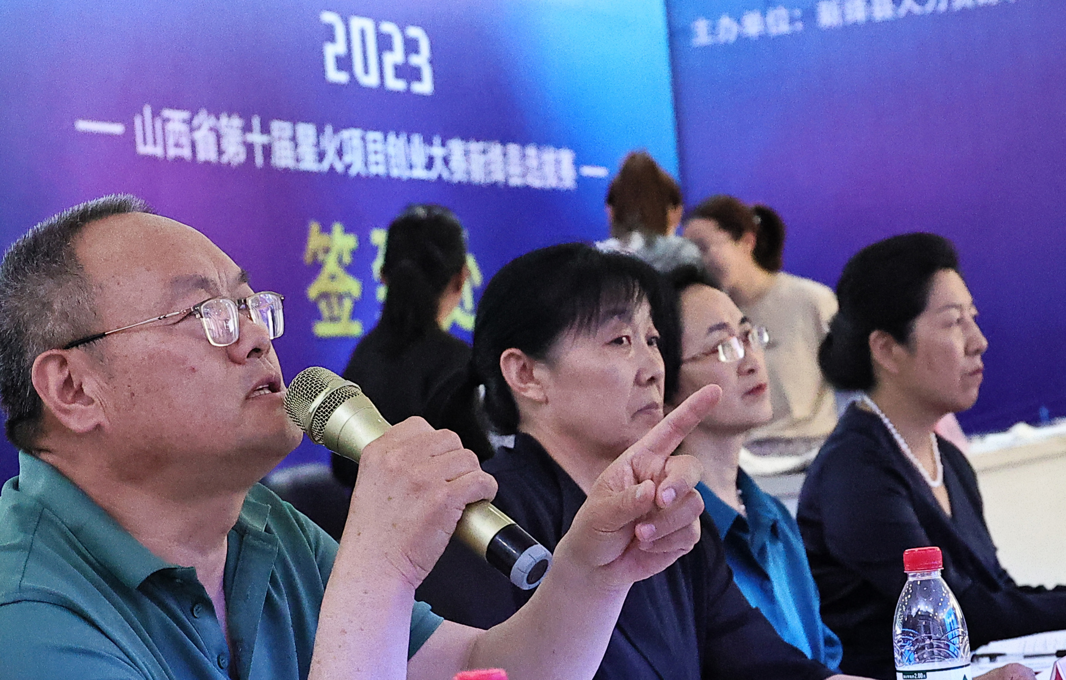 #运城头条#新绛：山西省第十届星火项目创业大赛选拔赛放飞强国梦