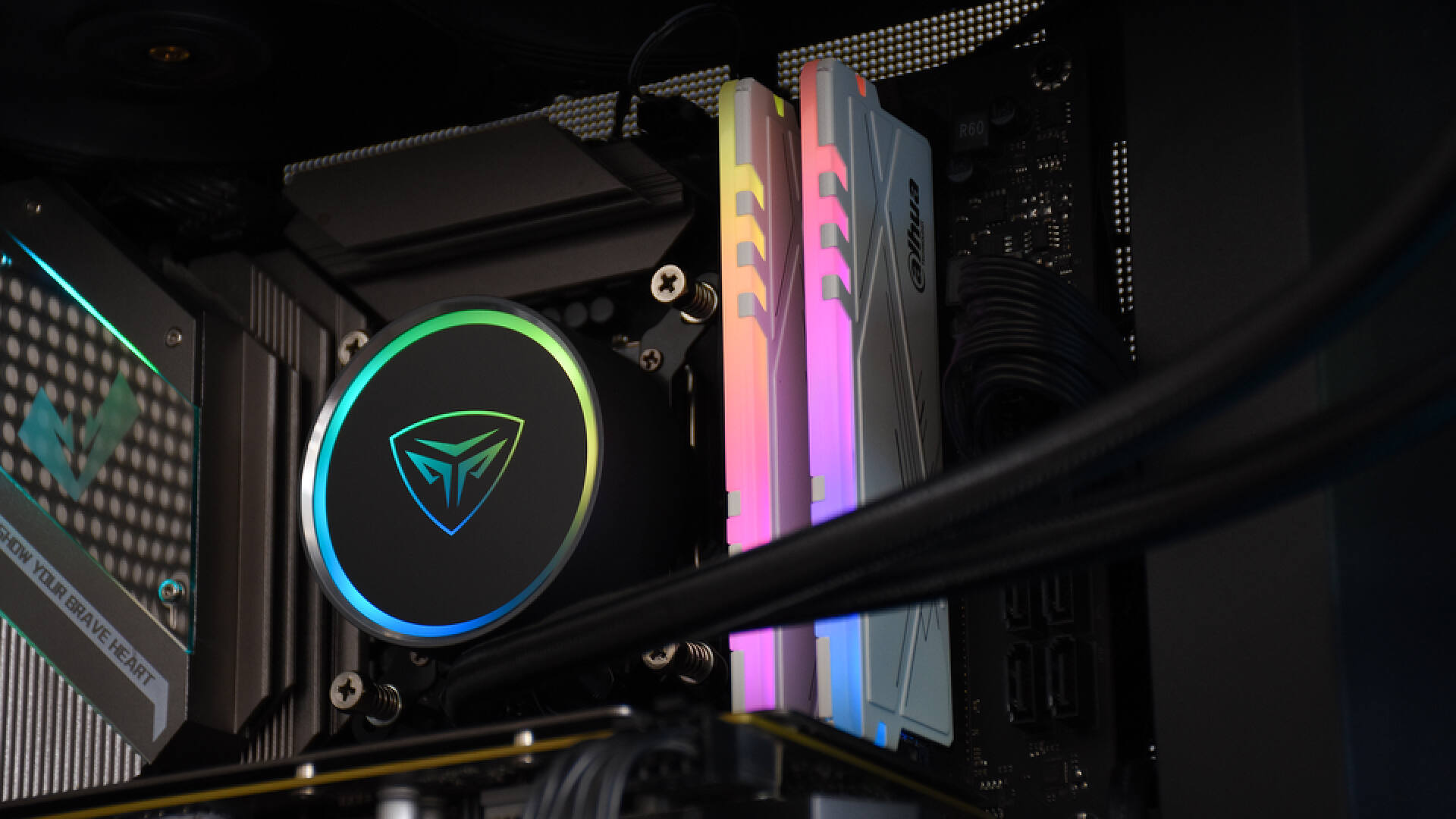 大华c600内存评测,大华3200内存条测评