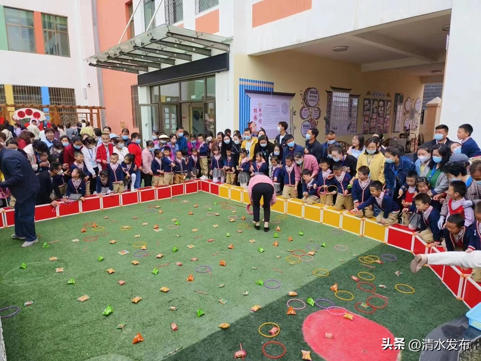 幼儿园六一亲子游园活动通知,清水园幼儿园六一视频