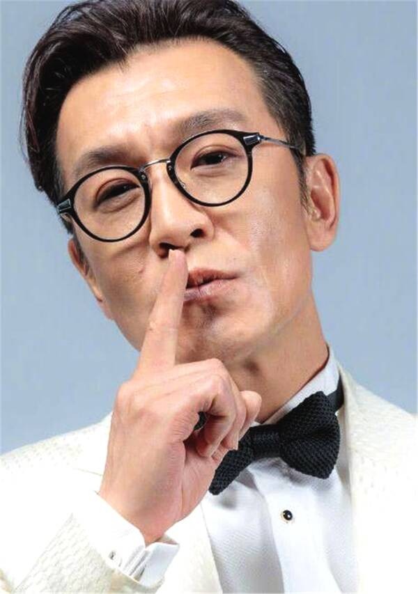 李咏离世4年，再看哈文的状况，才明白嫁给李咏是最好的选择