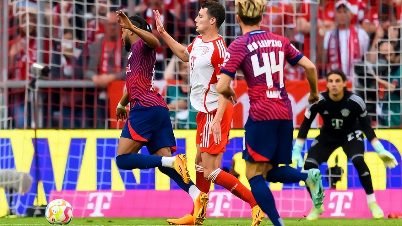 拜仁终结连续不胜的尴尬纪录,又见双杀解说视频