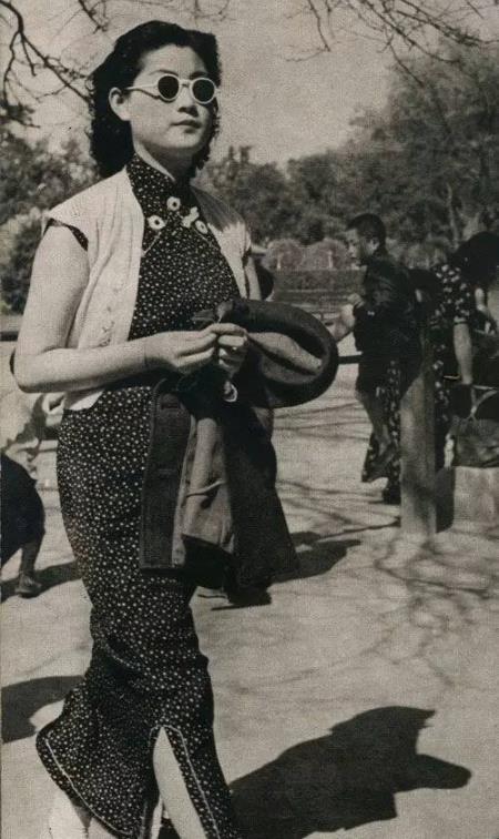 民国旧上海风情录:老太婆哄骗十六少女;*香偷**窃玉的好色之徒