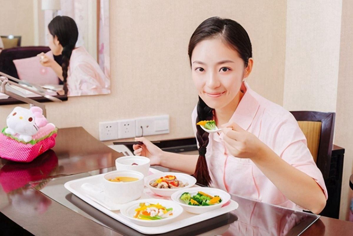 月子期间饮食不当引起的后果,坐月子营养不良后遗症怎么治