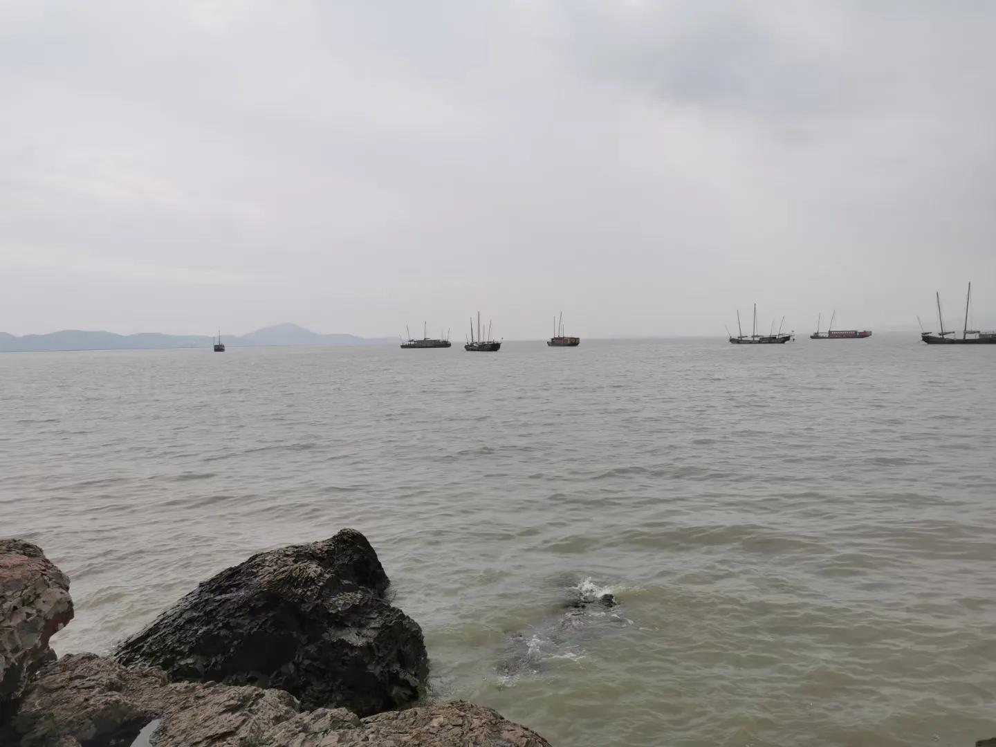 寰愬窞鍒伴噸搴嗗叚鏃ユ父,浠庡緪宸炲幓鏃犻敗鏃呮父