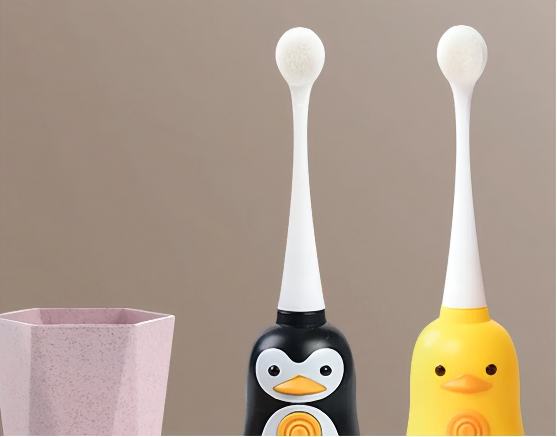 哪个牌子的电动牙刷好用不伤牙,儿童电动牙刷不伤牙齿刷的干净