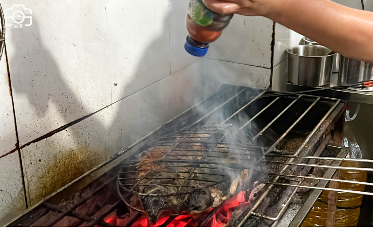 巫山烤鱼和万州烤鱼有什么区别,巫山烤鱼的正宗做法