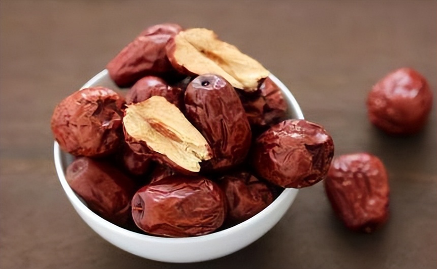 大蒜是糖尿病的发物,大蒜是高血压的发物吗