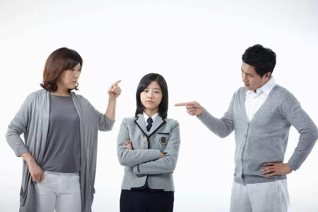 青春期孩子情绪失控如何沟通,孩子进入青春期该怎么与孩子交流